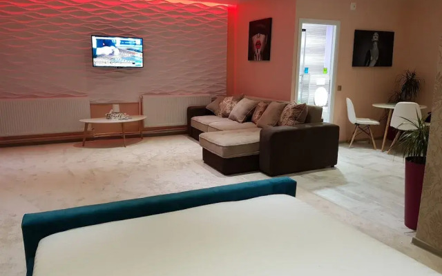 Art Boutique Central