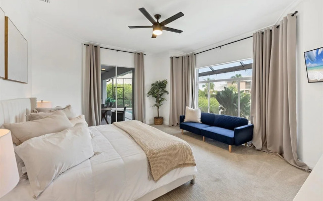 228 Freeport Court