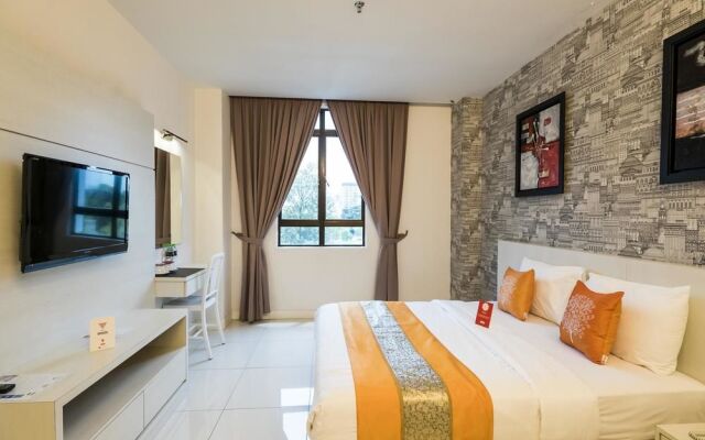 OYO 290 Orange Premier Hotel Shamelin Perkasa