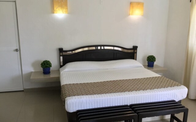 Hotel Arista Bugambilias