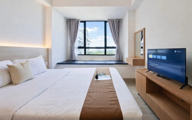 Splendid Warm Studio Room At Apartment Collins Boulevard — 2-star hotel in Tangerang
