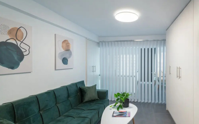 Zen Central Luxury Apartment