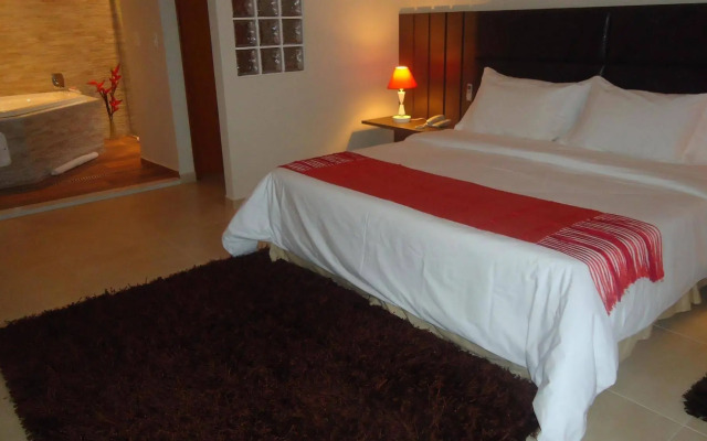 Mondrian Suite Hotel