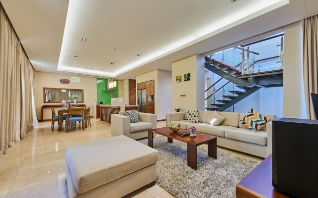 Vacation Homes Pool Villa