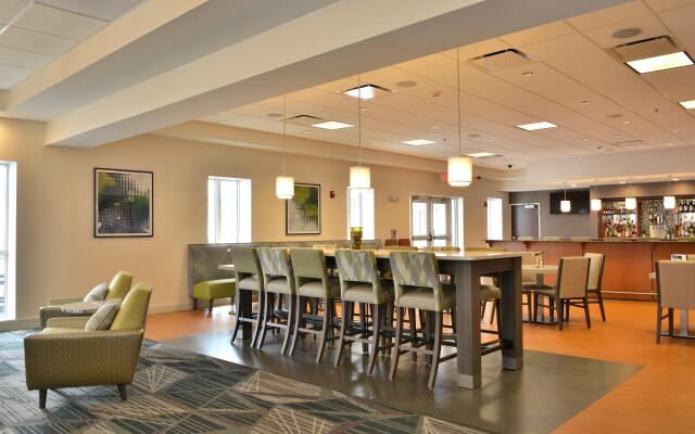 Holiday Inn Hotel & Suites Rochester - Marketplace, an IHG Hotel