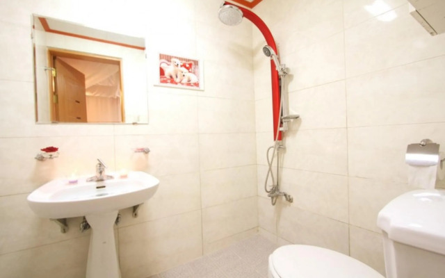 Yangyang Pinot Tree Pension