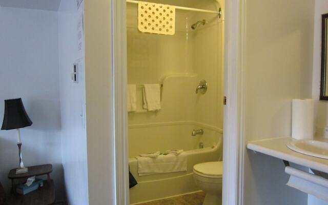 Sauble River Marina & Lodge Resort