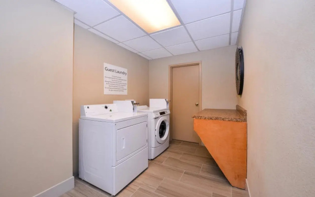 Holiday Inn Express Burlington by IHG