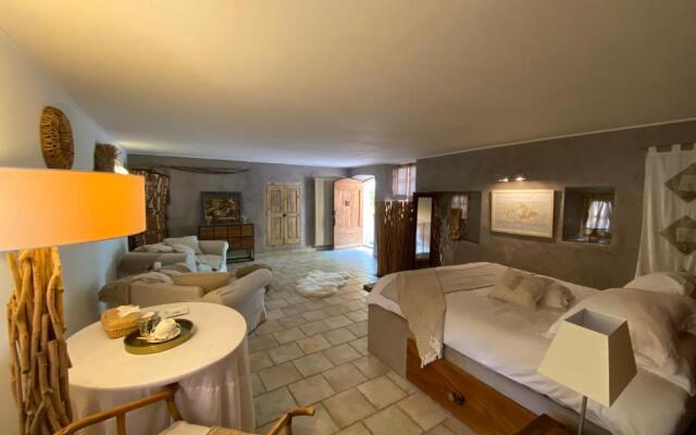 Domaine De Sainte Annette