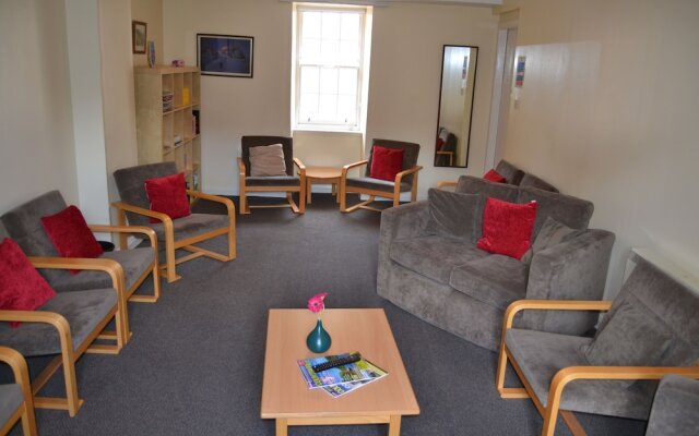Wee Row Hostel
