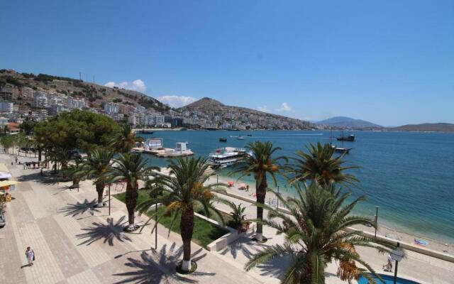 Hotel Ari 2 (Sarandë)