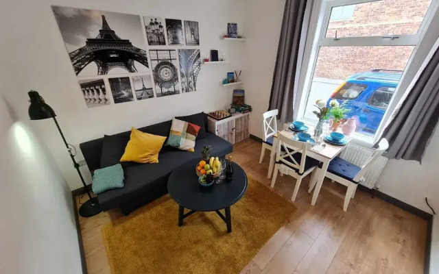 Entire Lovely Modern House - Business - Holidays