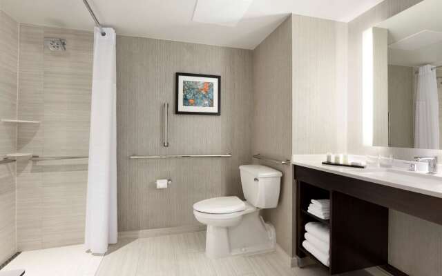 Embassy Suites by Hilton Chicago Lombard Oak Brook