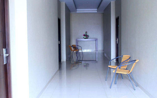 ZEN Rooms Lengkong Gatot Subroto