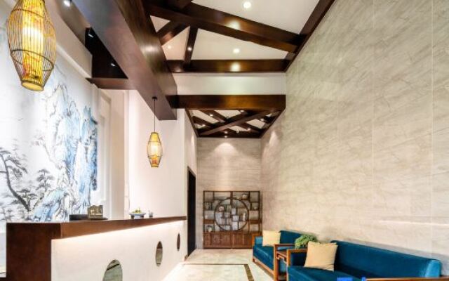 Anjing Old Tree Courtyard (Emeishan Scenic Area)