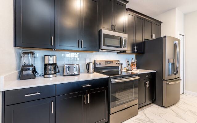 Lovely 4 Bed3 Bachampions Gatepool