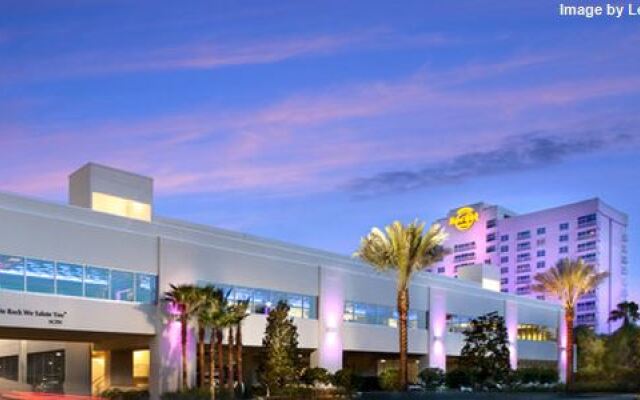 SEMINOLE HARD ROCK HOTEL &amp; CASINO - TAMPA