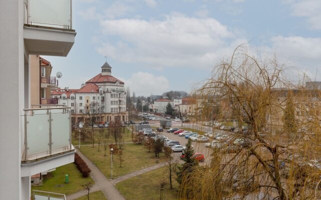 Apartment Near the Airport by Renters