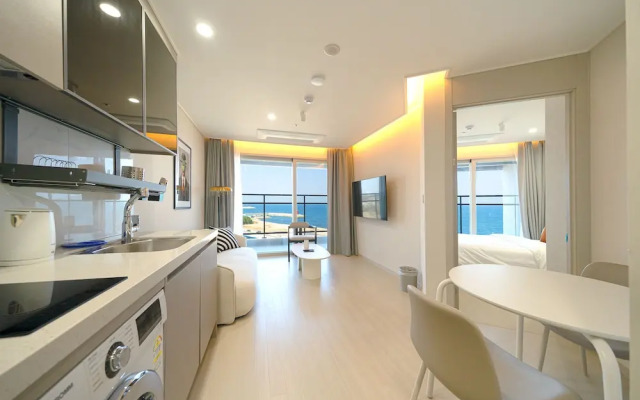 DIAMER Sokcho Hotel by AankStay