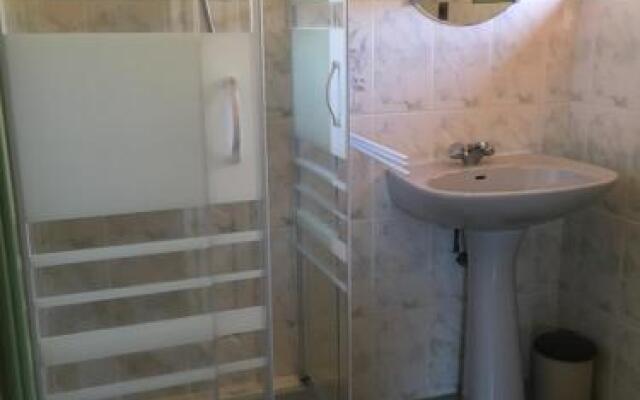 Les Airelles Camping & Hotel