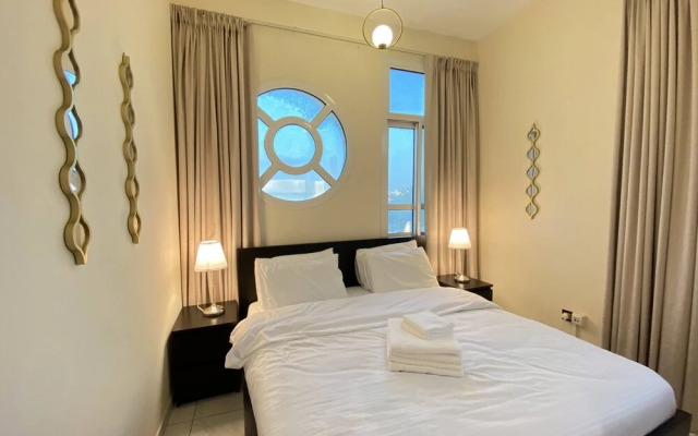 LuxBnB 3BD Villa Mirdif Newly Furnished