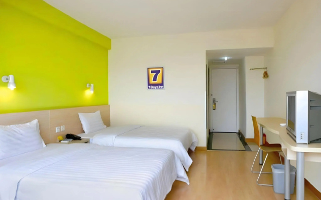 7 Days Inn Beijing West Railway Station Lize Bridge Branch – Guest Rooms – Beijing