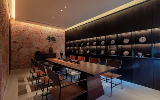 Mucheng Xichi Snow Mountain Art Resort