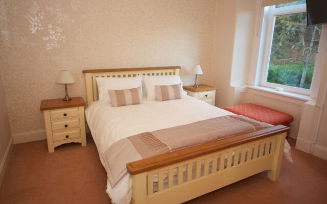 Lochwood House B&B and Self Catering