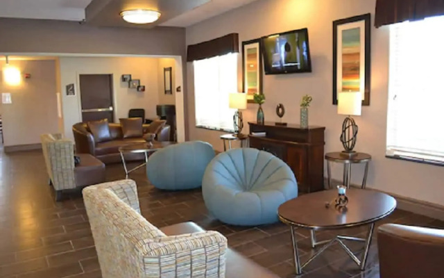 Red River Inn And Suites