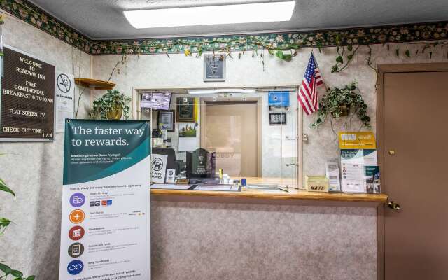 Rodeway Inn Goodlettsville South