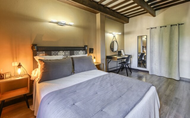 Hôtel Restaurant L'Oustaloun