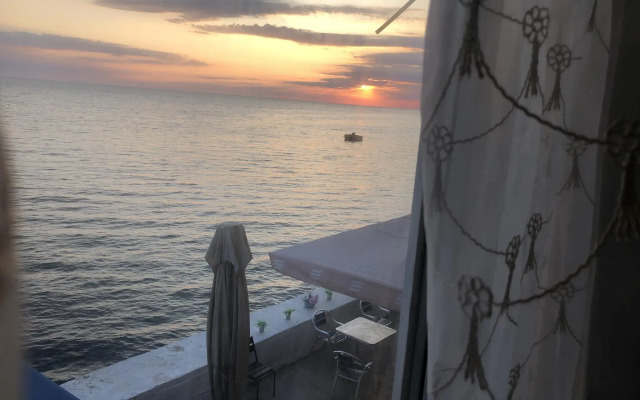 Elling 8 na Azovskoy