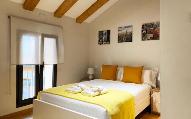 INSIDEHOME Apartments - Dúplex de Javier