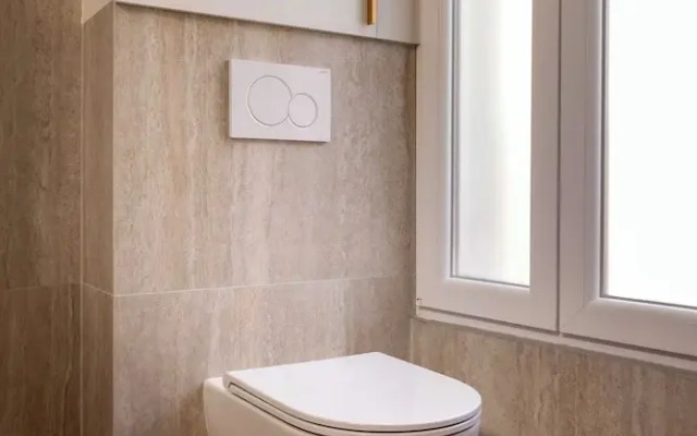 Apartment for 8 People in Grenelle