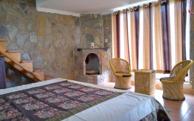 Poetry By The Hills Homestay, Mukteshwar