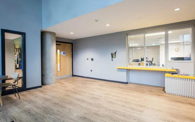 Student Only Botanic Studios