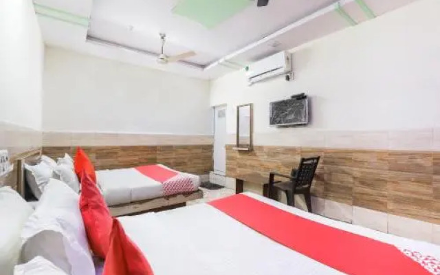 Hotel Sher - E - Punjab by OYO Rooms