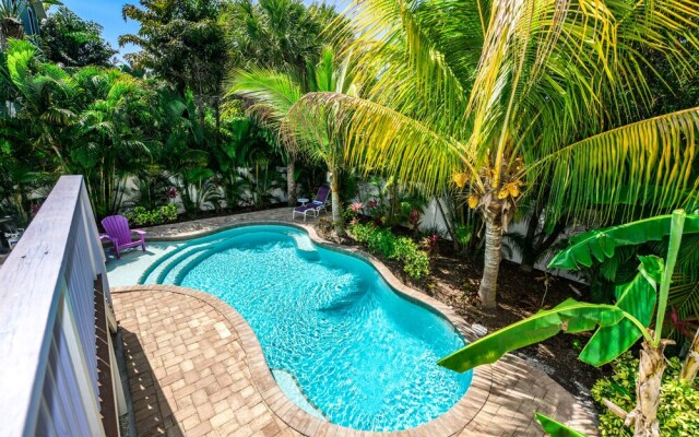 Sea Breeze by AMI Locals