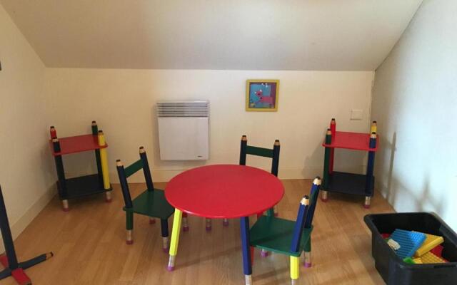 Gîte Bourbon-l'Archambault, 4 pièces, 6 personnes - FR-1-489-87