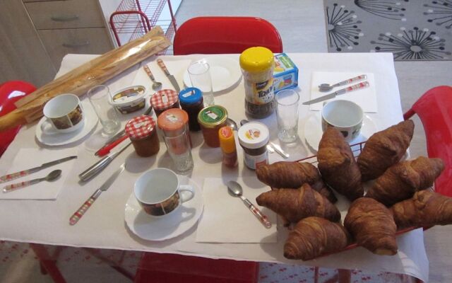 Chambre D'Hotes Les Glycines