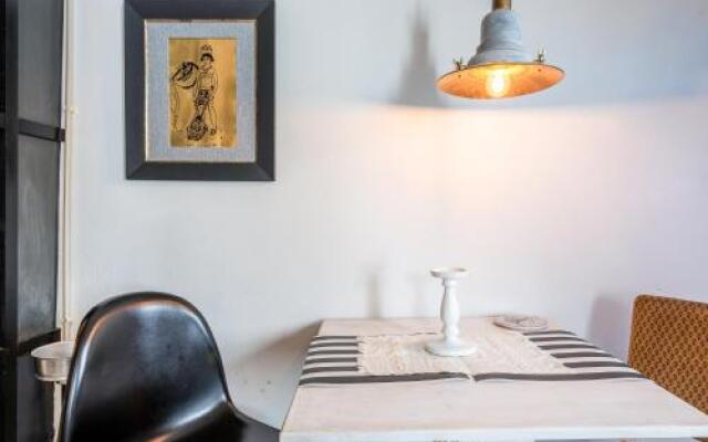 Bright Historical Apartment