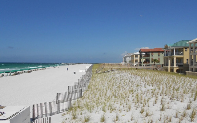 Just in Time at Destin Pointe