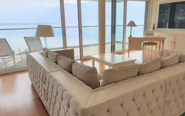The View Montreux