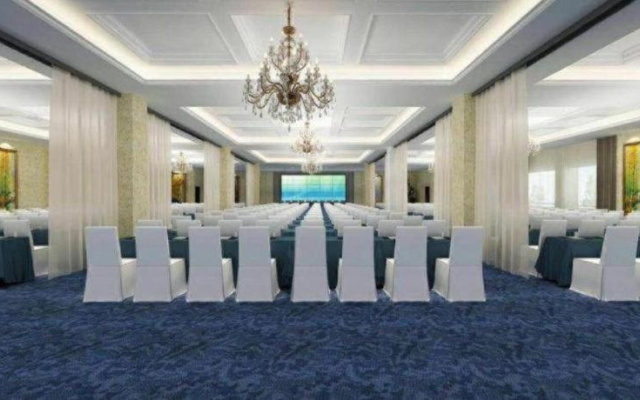 Vienna Hotel (Guangzhou Baiyun University Jinyuan Plaza)