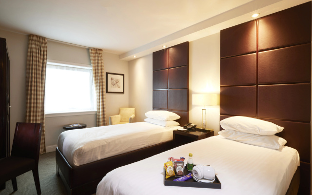 Stamford Bridge Hotel - Image 4