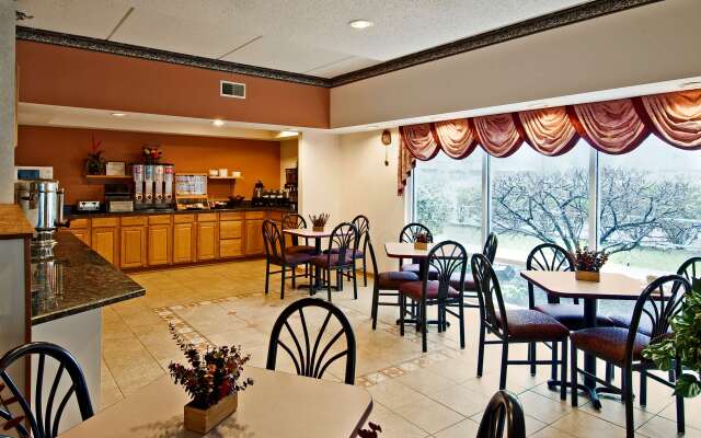 Americas Best Value Inn & Suites Waukegan Gurnee