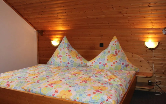 Idyllic Apartment with Balcony, Garden, Bbq, Fireplace