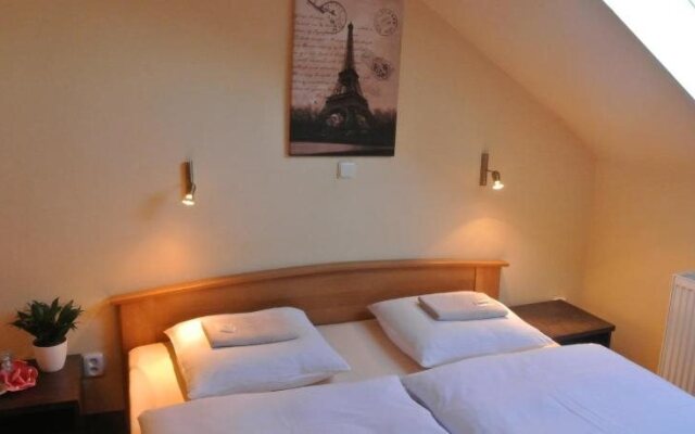 Hotel u Budvaru