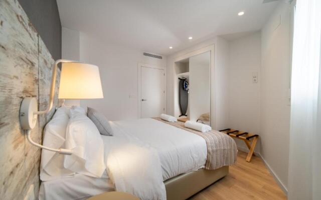 Ahoy Apartments