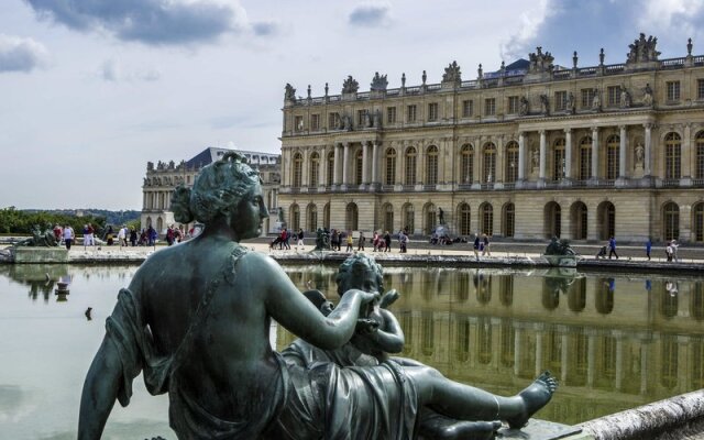B&B HOTEL Paris Versailles Le Chesnay